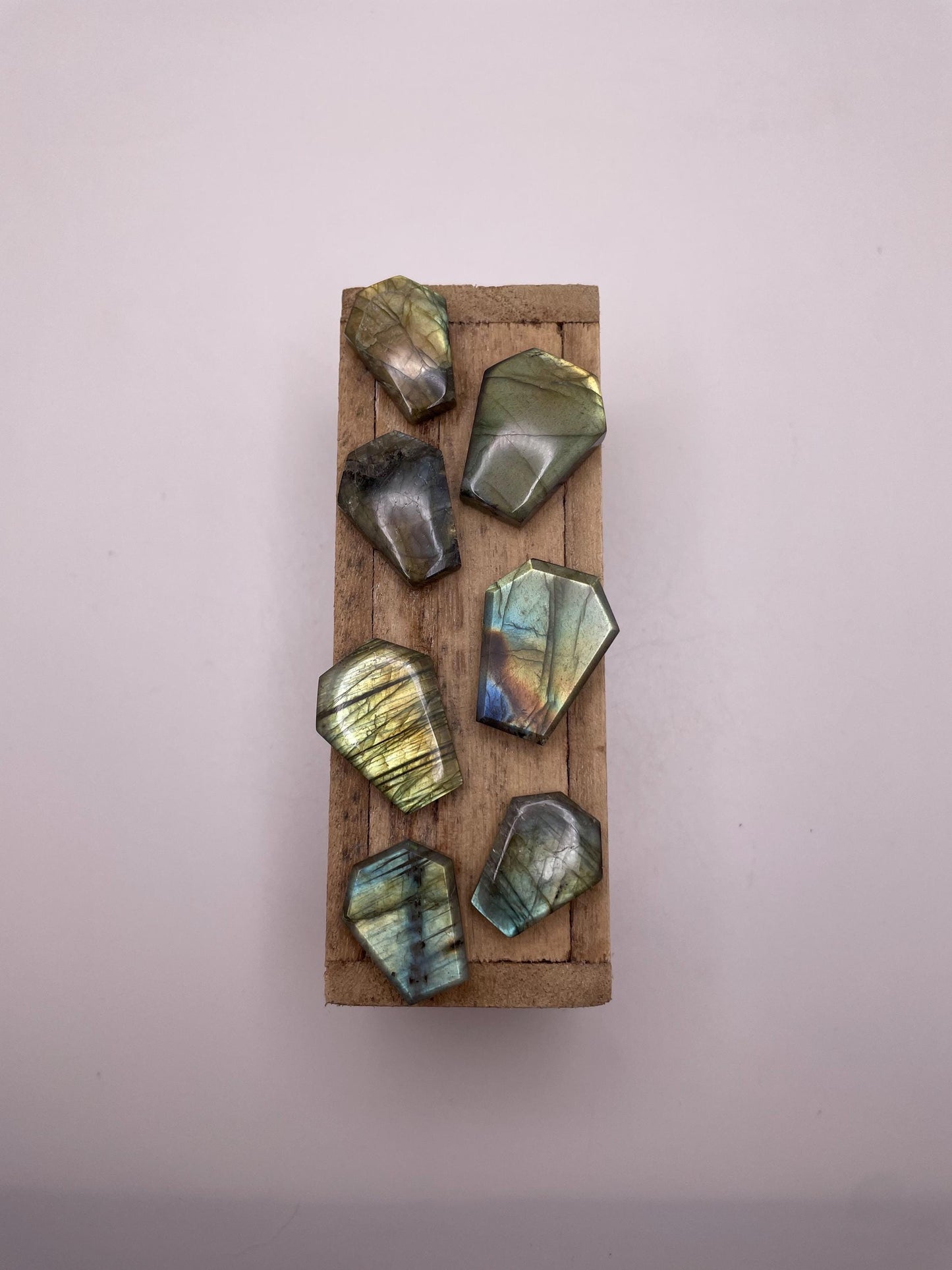 Shiny Light Reflecting Labradorite Coffin Crystals